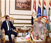 الفريق أول محمد زكى يلتقى وزير الدفاع الفرنسى