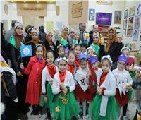 طلاب الأزهر يُبدعون في حب مصر ويُبهرون زوار جناحهم بمعرض الكتاب