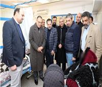 محافظ الشرقية ورئيس جامعة الزقازيق يطمئنان على الحالة الصحية لمصابي غزة 