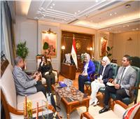 وزيرة الهجرة تبحث واحتياجات المصريين بالكويت