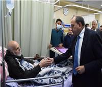 رئيس جامعة بني سويف يطمئن على المرضي الفلسطينيين من مصابي غزة بالمستشفى الجامعي