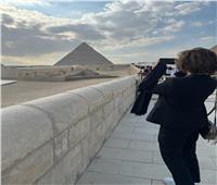 وزيرة السياحة والصناعة المغربية تزور منطقة الأهرامات الأثرية| صور