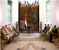 الرئيس السيسي يستقبل مستشار الأمن الوطني وقائد الحرس الملكي بمملكة البحرين