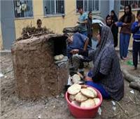 في "المطبخ الإنساني" .. الهلال الأحمر المصري يرسل الخبز لغزة