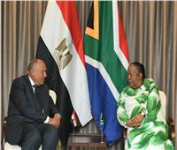 شكري يُجري مشاورات سياسية مع وزيرة خارجية جنوب أفريقيا