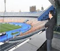 وزير الرياضة يتفقد استاد القاهرة استعدادًا لمباراة الأهلي في دوري الأبطال