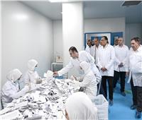 رئيس الوزراء يتفقد مصنع «كرمان السوري» للصناعات الدوائية بالمنطقة الصناعية ببياض العرب