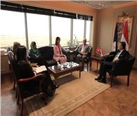 وزير السياحة والآثار يبحث مع السفير التونسي أوجه التعاون بين البلدين