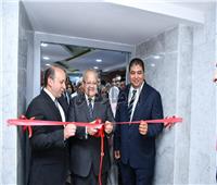 رئيس جامعة القاهرة يفتتح أعمال تجديد مستشفي أبو الريش ضمن مشروع تطوير قصر العيني 