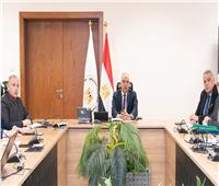 وزير الري يتابع الموقف المائي بمحافظة أسوان خلال الموسم الشتوي الحالى 
