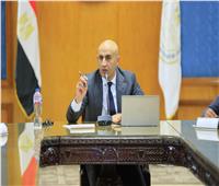 ب 500 جنيه .. وزيرالتعليم يكشف محاولات التحسين في مواد البكالوريا المصرية