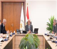 وزير الري يبحث مع السفير اليابانى بالقاهرة سبل التعاون بين البلدين
