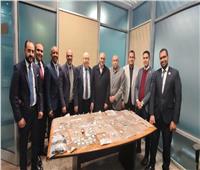 جمارك مطار القاهرة تضبط  400 ألف بذرة من مخدرات الماريجوانا 