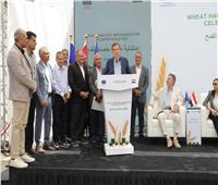 وزير الزراعة ومحافظ البحيرة يشهدان احتفالية ميكنة حصاد القمح بحضور سفير الاتحاد الاوروبي