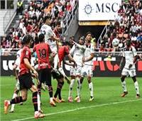 ميلان ضيفا ثقيلا على جنوي في الدوري الإيطالي 