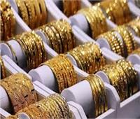 استقرار أسعار الذهب وسط ترقب بيانات التضخم وقرار الفيدرالي الأمريكي