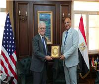 القائم بالأعمال الأمريكي يزور الإسكندرية لتعزيز الروابط الاقتصادية والثقافية بين البلدين 