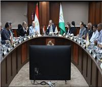 محافظ الجيزة يترأس اجتماع مجلسي إدارة منطقتي عرب أبو ساعد بالصف وجرزا الصناعيتين لمتابعة تقنين الأنشطة القائمة على أراضي الدولة