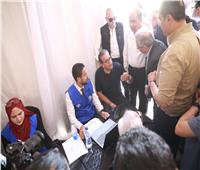  وزير الصحة يشهد تسجيل المواطنين بمنظومة التأمين الصحي الشامل بالمنيا 