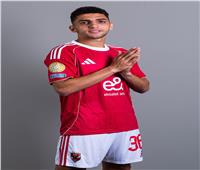 كوكا يجدد عقده مع الأهلي لمدة 3 مواسم