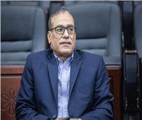 مصطفى عزام يجتمع مع مندوبي المناطق باتحاد الكرة 