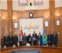 جامعة قناة السويس والأوقاف توقعان بروتوكول تعاون أكاديمي وبحثي