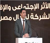 وزير الصناعة يدعو المصانع للاعتماد على الطاقة المتجددة وإعادة تدوير المياه 