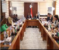 غرفة الصناعات الغذائية تبحث مع كوت ديفوار فرص الاستثمار في صناعة الدواجن واللحوم والأسماك