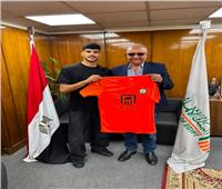 رسمياً.. البنك الأهلي يتعاقد مع محمد نصر لمدة 3 مواسم قادمًا من الإسماعيلي