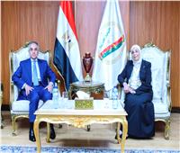وزير العدل يشيد بالدور الوطني للنيابة الإدارية في ترسيخ قيم النزاهة والعدالة والشفافية