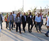 وزيرة التنمية المحلية والبيئة تتفقد مدينة المخلفات بالعاشر من رمضان   