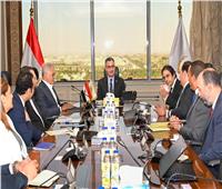 وزير التموين  يشدد على أهمية التحول الرقمي لتعزيز كفاءة التشغيل 
