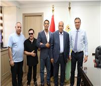 وزير الزراعة يبحث مع «منتجي الدواجن» آليات تطوير الصناعة ودعم المربين
