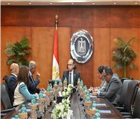 محمد فريد يبحث مع مساعد وزيرالخارجية لشؤون المناخ والبيئة ملف التحول الأخضر