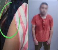 ضبط موظف لاتهامه بالتحرش بسيدة داخل «ميني باص» في الأميرية
